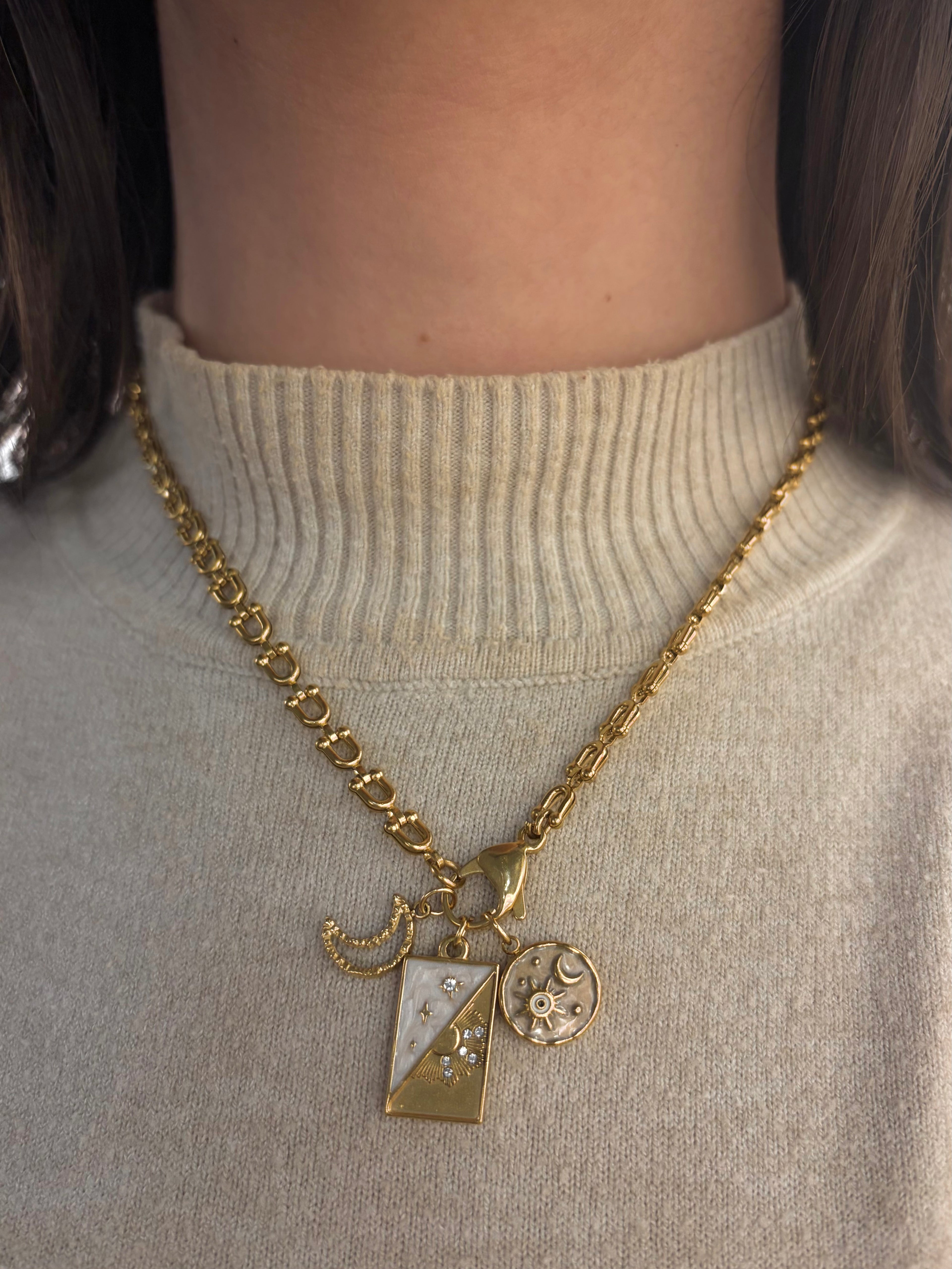 Collana Light Saturnia