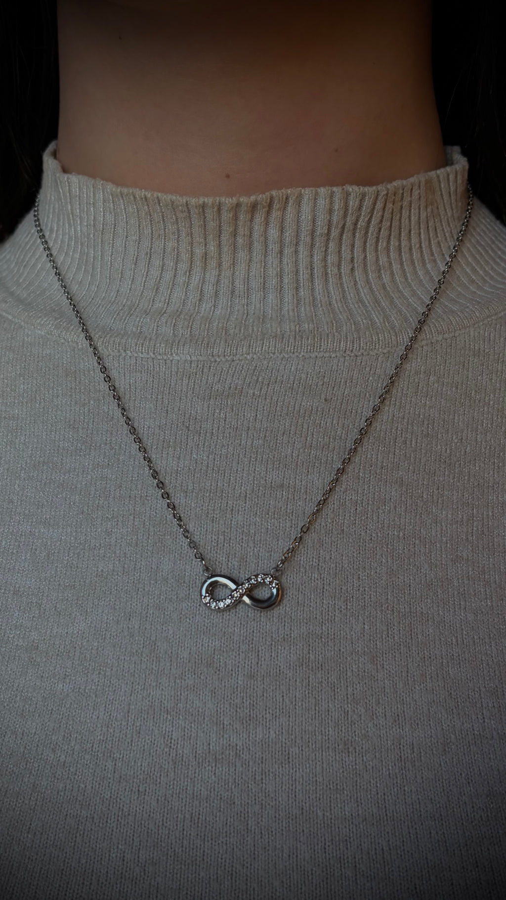 Collana Infinity