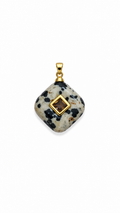 Charm tigrato