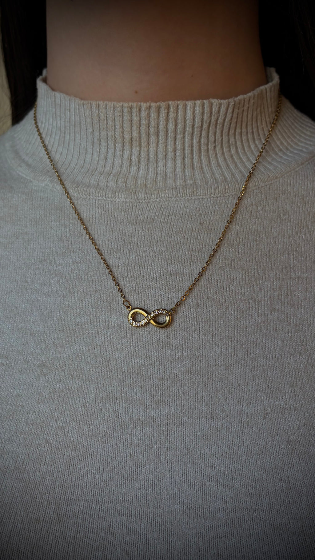 Collana Infinity