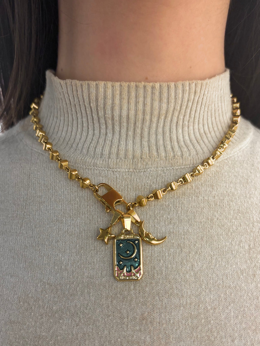 Collana Al chiaro di luna
