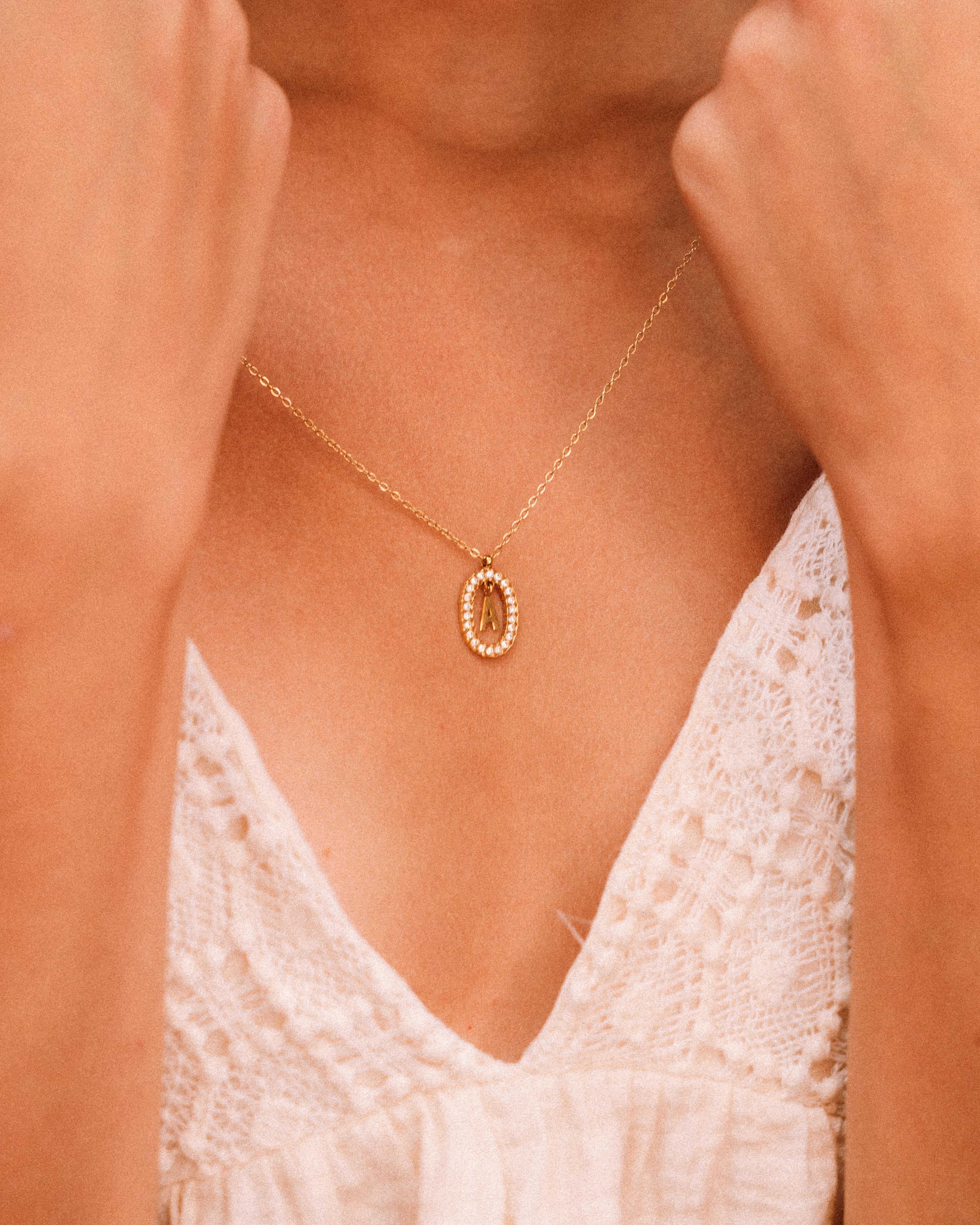 Collana iniziale holy letter