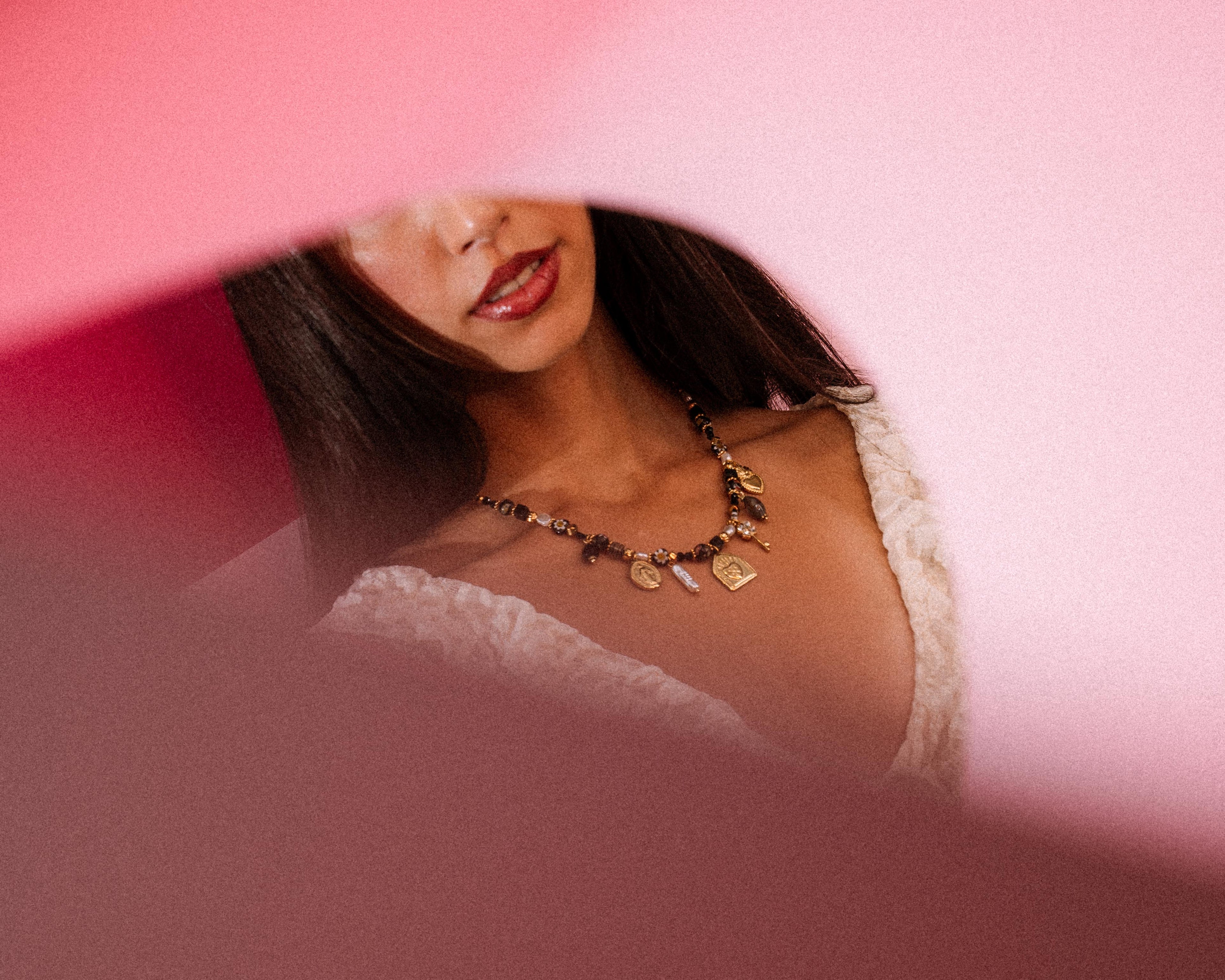 Collana - Lady pietre nere e ciondoli