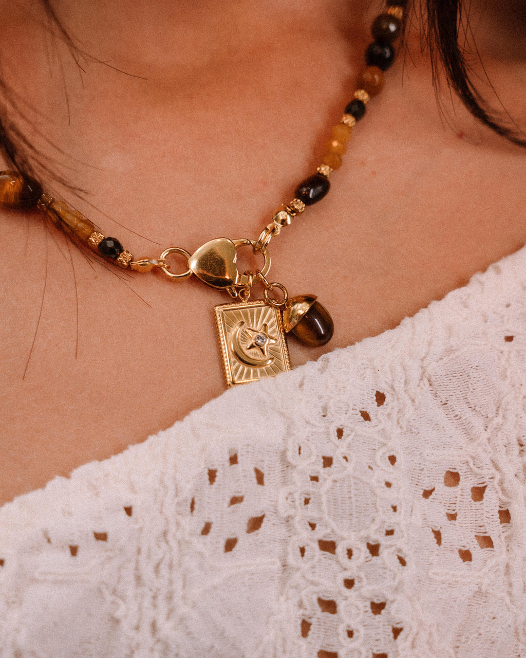 Collana - Haribo pietre marroni, 3 charms