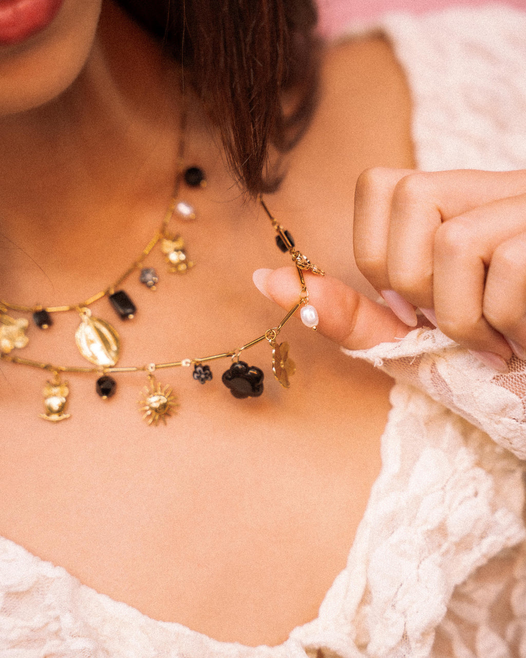 Collana doppio giro charm