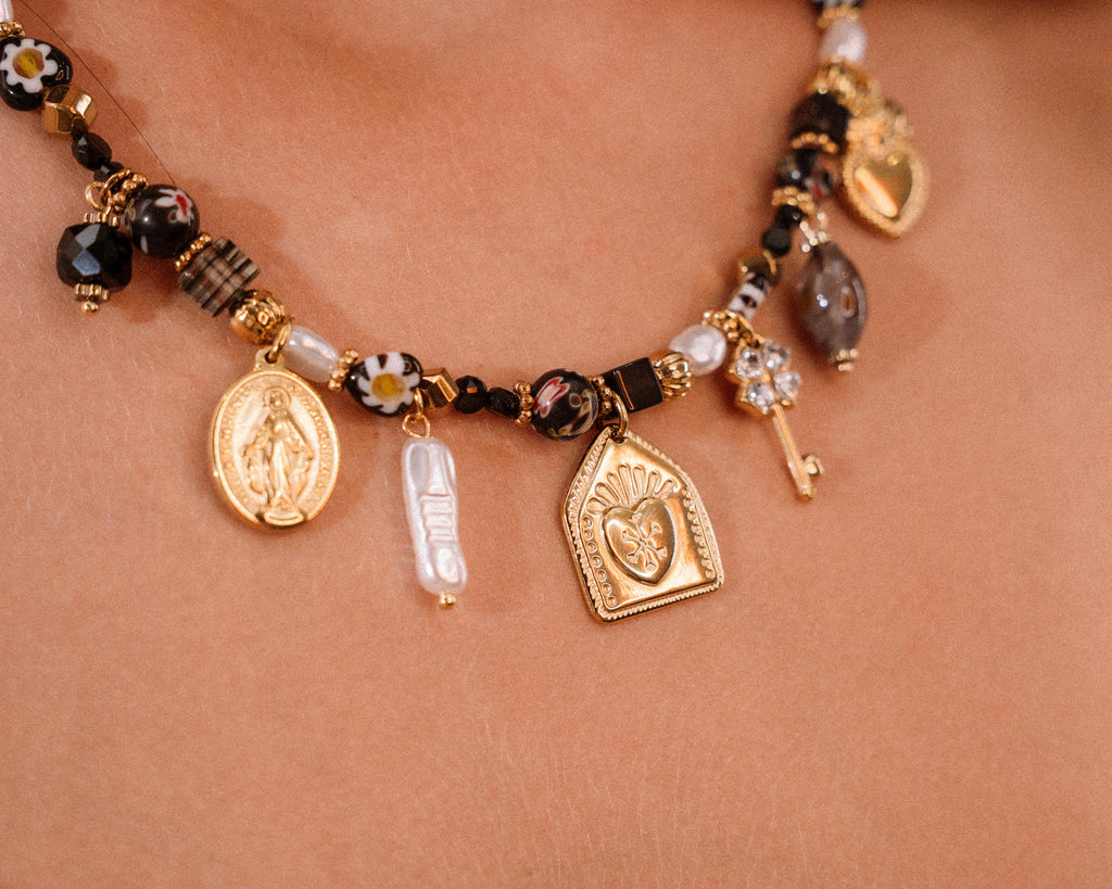 Collana - Lady pietre nere e ciondoli